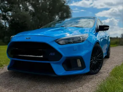Gebraucht Ford Focus RS 350 PS (257 kW) 2017 Blau Limousine
