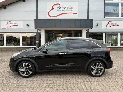 Gebraucht Kia Niro Spirit 105 PS (77 kW) 2018 Schwarz SUV