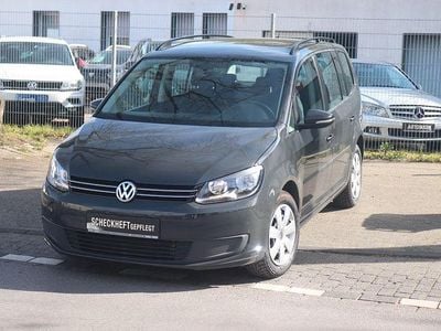 Gebraucht VW Touran Trendline 105 PS (77 kW) 2015 Grau Van / Kleinbus