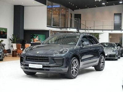 Gebraucht Porsche Macan 265 PS (194 kW) 2022 Vulkangraumetallic SUV