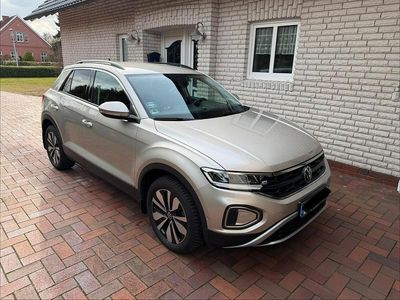 Gebraucht VW T-Roc Move 150 PS (110 kW) 2023 Silber SUV
