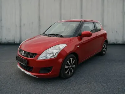 Gebraucht Suzuki Swift Comfort 94 PS (69 kW) 2013 Rot Kleinwagen