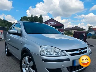 Gebraucht Opel Corsa 80 PS (58 kW) 2003 Silber Kleinwagen