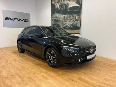 Gebraucht Mercedes A250 AMG line 163 PS (119 kW) 2025 Schwarz Limousine