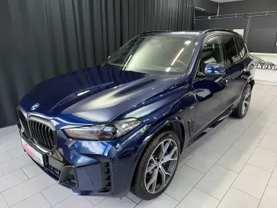 Gebraucht BMW X5 M Sport 352 PS (258 kW) 2024 Blau SUV