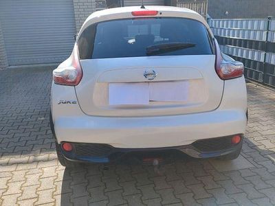 Gebraucht Nissan Juke Acenta 116 PS (85 kW) 2015 Weiß SUV
