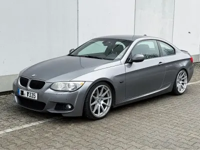 Gebraucht BMW 335 Comfort Edition 306 PS (225 kW) 2012 Grau Coupé