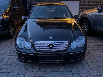 Usata Mercedes C180 143 CV (105 kW) 2007 Nero Coupé