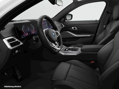 Alpinweiss Gebraucht 2025 BMW 330e Comfort Edition Kombi | 52.554 € (Fairer Preis)