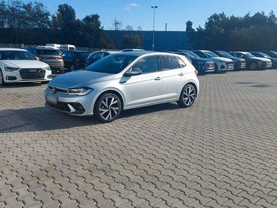 Second-hand VW Polo R-line 95 CP (69 kW) 2022 Argintiu Hatchback