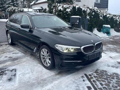 Gebraucht BMW 520 Sport Line 190 PS (139 kW) 2017 Schwarz Limousine