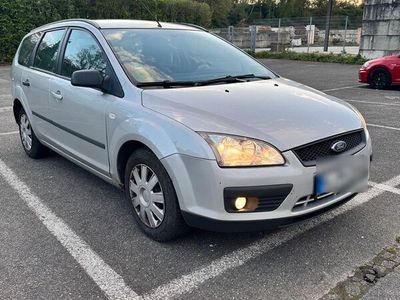 gebraucht Ford Focus 1.6 * Tempomat * Klima