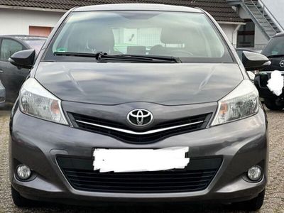 gebraucht Toyota Yaris 2013 99 PS 1.3 Lt