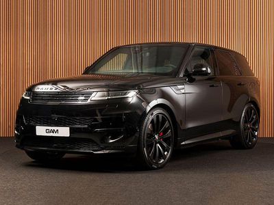 Grau Gebraucht 2025 Land Rover Range Rover Sport HSE Dynamic SUV | 124.950 € (Etwas zu teuer)