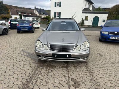 Mercedes E220