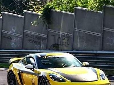 Porsche 718 Cayman GT4