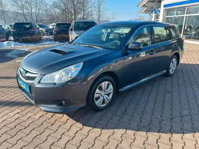 Gebraucht Subaru Legacy Trend 150 PS (110 kW) 2012 Graphite gray met. Kombi