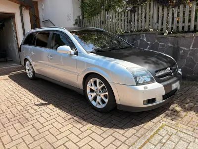 Gebraucht Opel Vectra 220 PS (161 kW) 2004 Silber Kombi