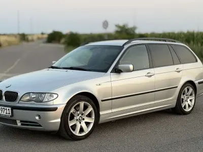 Gebraucht BMW 330 231 PS (169 kW) 2004 Silber Kombi