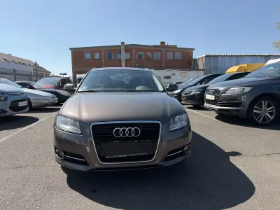 Gebraucht Audi A3 Attraction 125 PS (91 kW) 2010 Grau Kleinwagen