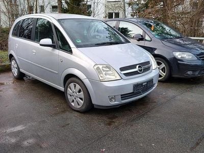 Grau Gebraucht 2004 Opel Meriva Van / Kleinbus | 1.099 € (Guter Preis)
