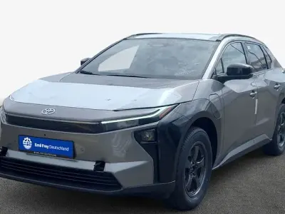Neu Toyota bZ4X 164 kW (224 PS) 2026 Grau SUV