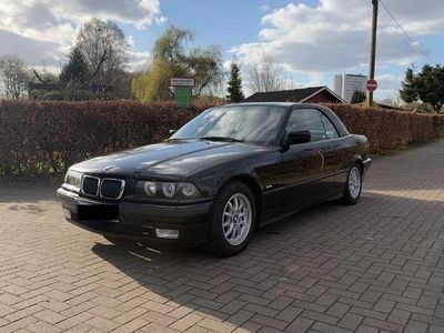Gebraucht BMW 318 Cabriolet 116 PS (85 kW) 1997 Schwarz Cabrio