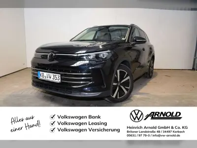 Gebraucht VW Tiguan Elegance 150 PS (110 kW) 2024 Deep black perleffekt SUV