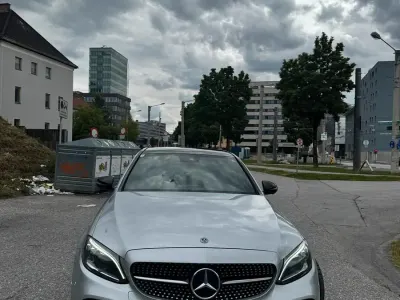 Gebraucht Mercedes C300e 245 PS (180 kW) 2020 Silber Limousine