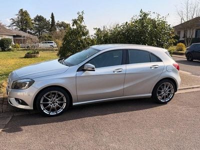 Gebraucht Mercedes A180 Edition 122 PS (89 kW) 2015 Silber Limousine