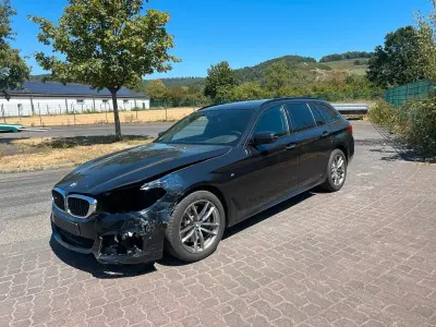 Gebraucht BMW 530 M Sport 252 PS (185 kW) 2018 Schwarz Kombi