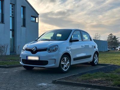 Gebraucht Renault Twingo SE 73 PS (53 kW) 2020 Weiß Kleinwagen