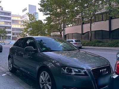 Gebraucht Audi A3 140 PS (102 kW) 2011 Grau Kleinwagen