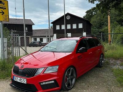 Rot Gebraucht 2017 Skoda Octavia RS Kombi | 24.999 €