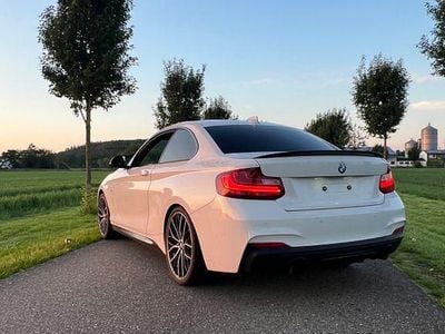BMW 228