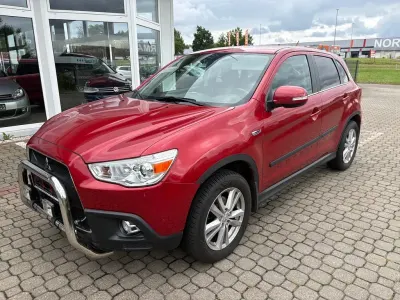 Gebraucht Mitsubishi ASX Edition 150 PS (110 kW) 2011 Rot SUV
