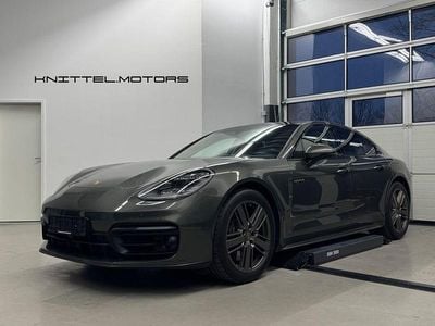 Grün Gebraucht 2022 Porsche Panamera Platinum Edition Limousine | 91.990 € (Etwas zu teuer)