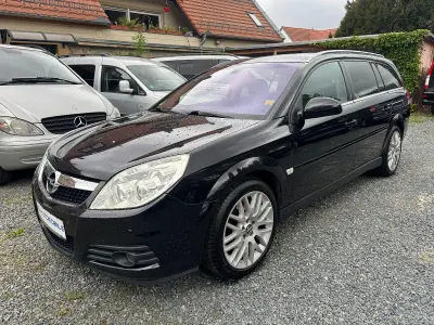Gebraucht Opel Vectra Edition+ 140 PS (102 kW) 2009 Schwarz Kombi