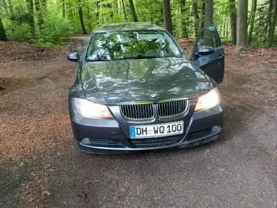 Gebraucht BMW 320 163 PS (119 kW) 2006 Grau Kombi