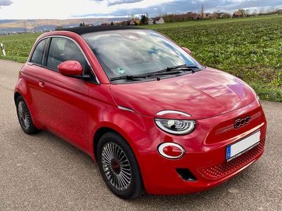 gebraucht Fiat 500e red cabrio Winter-Paket