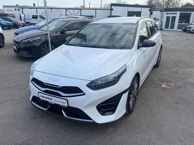 Gebraucht Kia Ceed Sportswagon GT-Line 159 PS (116 kW) 2022 (hw2) deluxe white m Kombi