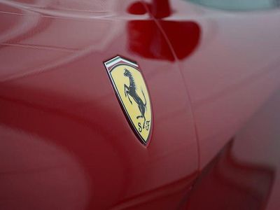 Neu 2025 Ferrari 12 Cilindri Cabrio | 506.226 €