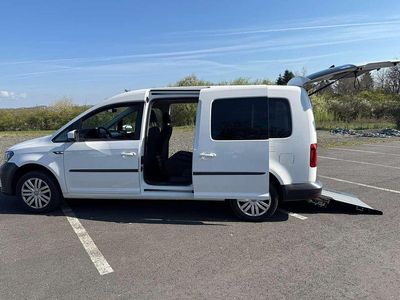 Second-hand VW Caddy Maxi 131 CP (96 kW) 2020 Alb Monovolum