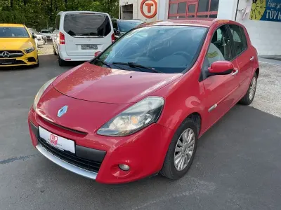 Occasion Renault Clio II 101 ch (74 kW) 2009 Rouge Berline