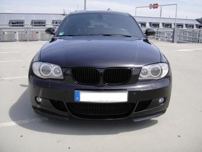 Gebraucht BMW 130 M Sport 265 PS (194 kW) 2006 Schwarz metallic Kleinwagen
