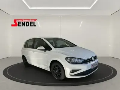 Gebraucht VW Golf VII Trendline 116 PS (85 kW) 2019 Andere Limousine