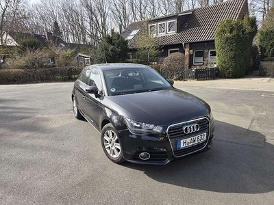 Gebraucht Audi A1 Sportback Attraction 86 PS (63 kW) 2015 Kleinwagen