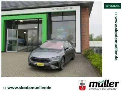 Gebraucht Skoda Octavia RS 265 PS (194 kW) 2025 Grau (graphitegrau metallic) Kombi