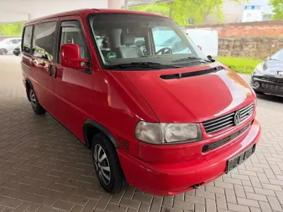 Gebraucht VW T4 102 PS (75 kW) 1996 Rot Van