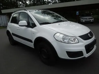 Gebraucht Suzuki SX4 120 PS (88 kW) 2011 Weiß SUV